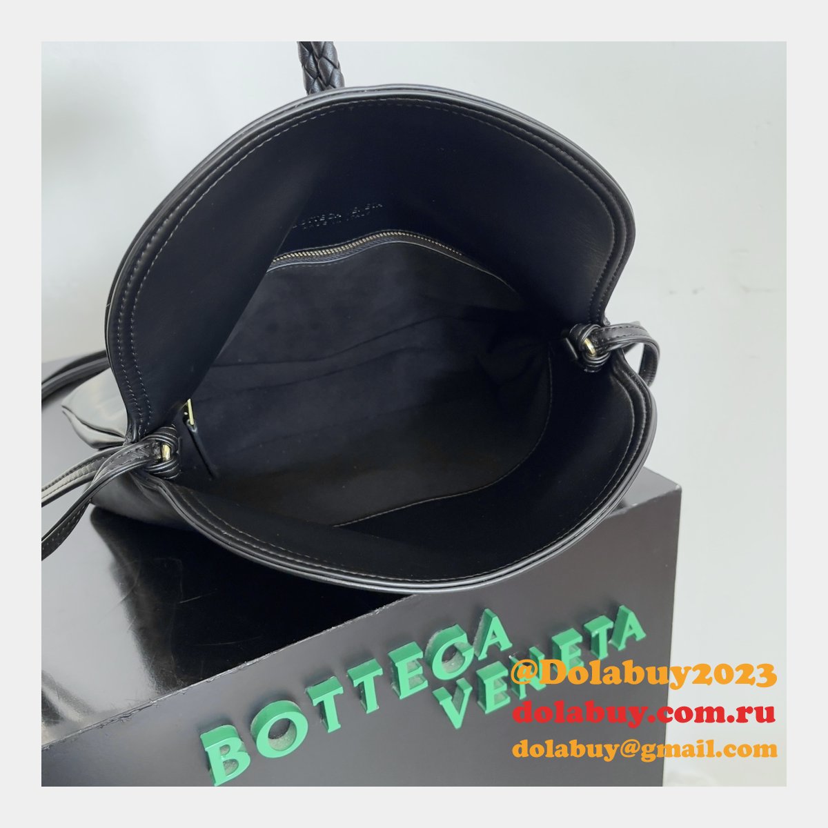 best b0tte*a Ven*ta medium liberta replica bag