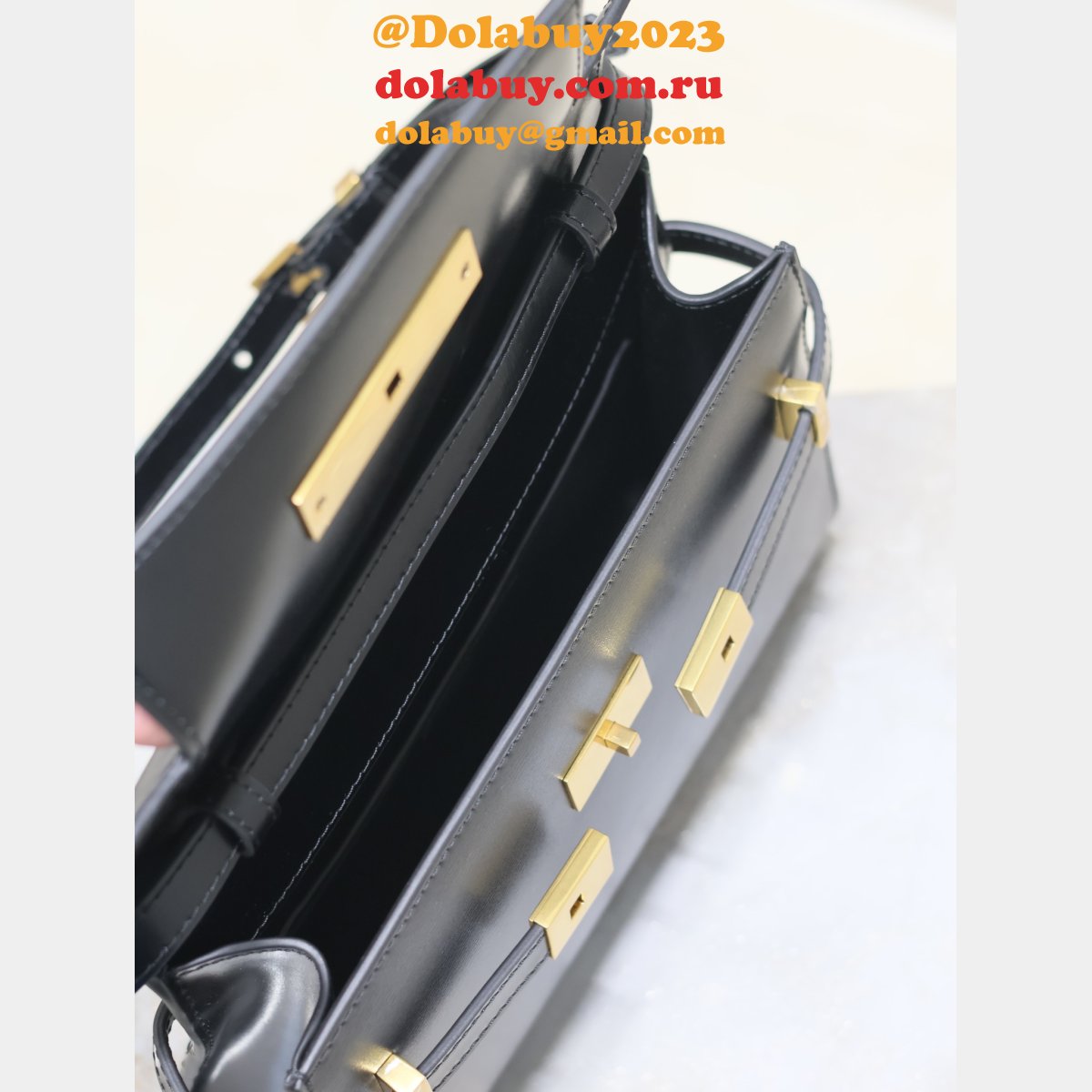 1:1 Replica Yves Saint Laurent Manhattan Tote 675626 Bag 24CM