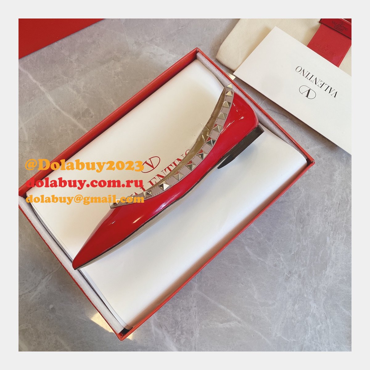 We sale a kind of brands replica shoes as Valentino replica shoes