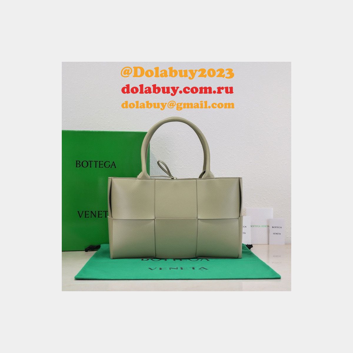 perfect b0tte*a Ven*ta arco small tote bag 30cm