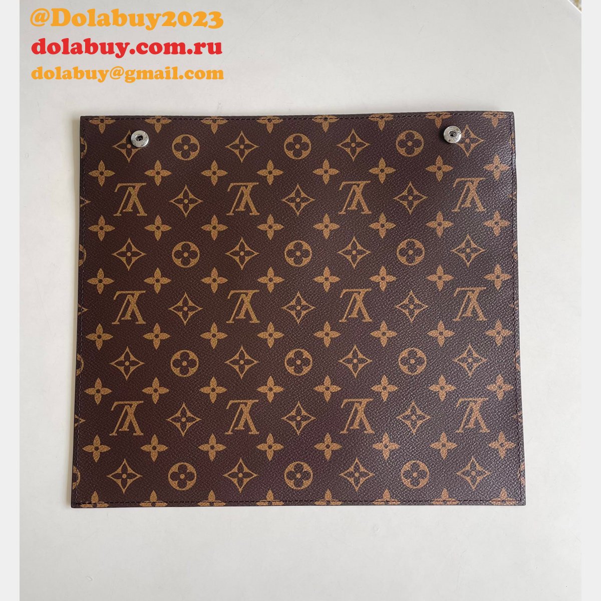 AAA Handbags your Louis Vuitton replica M45733 Weekend Tote GM