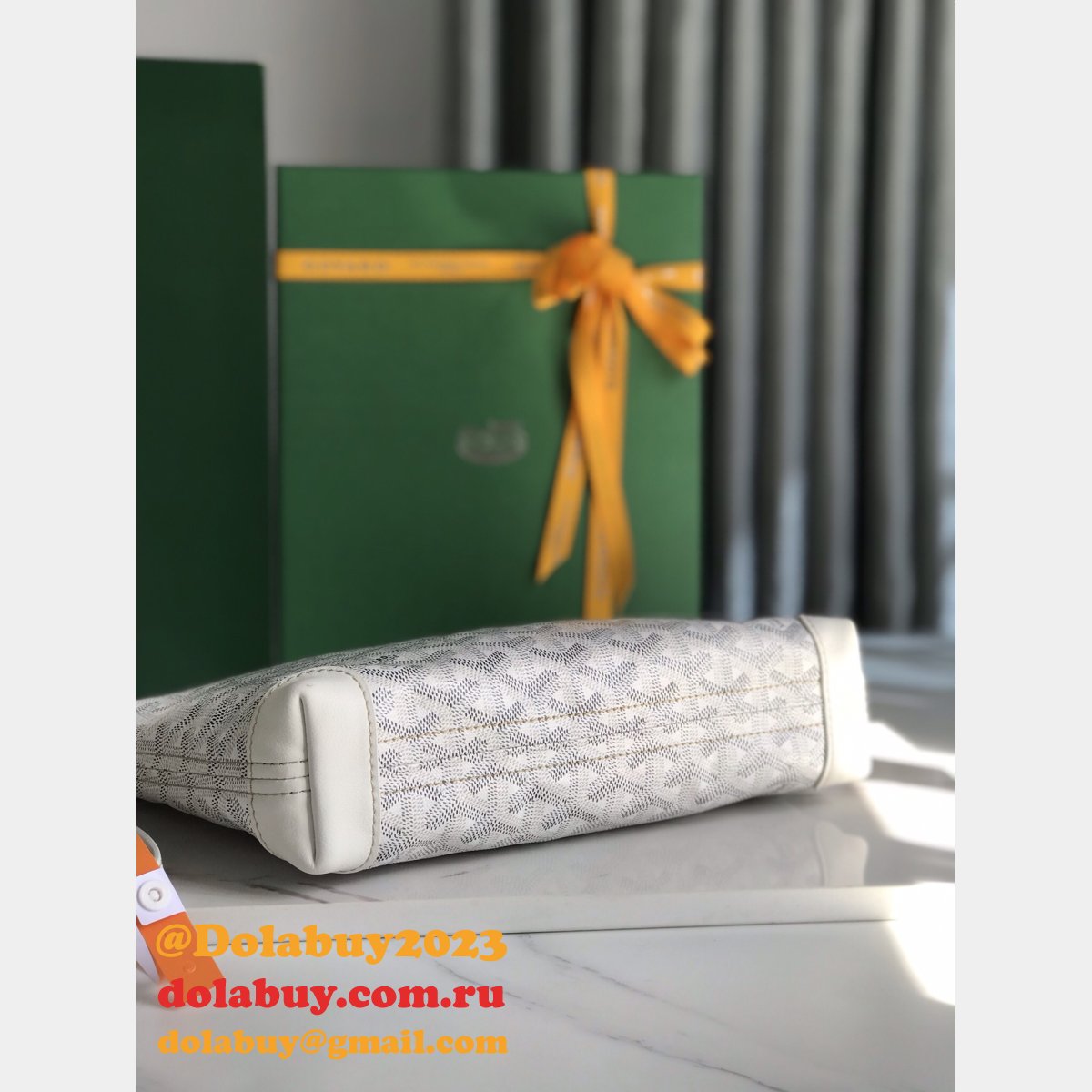 Fashion 7 Star Goyard Conti clutch