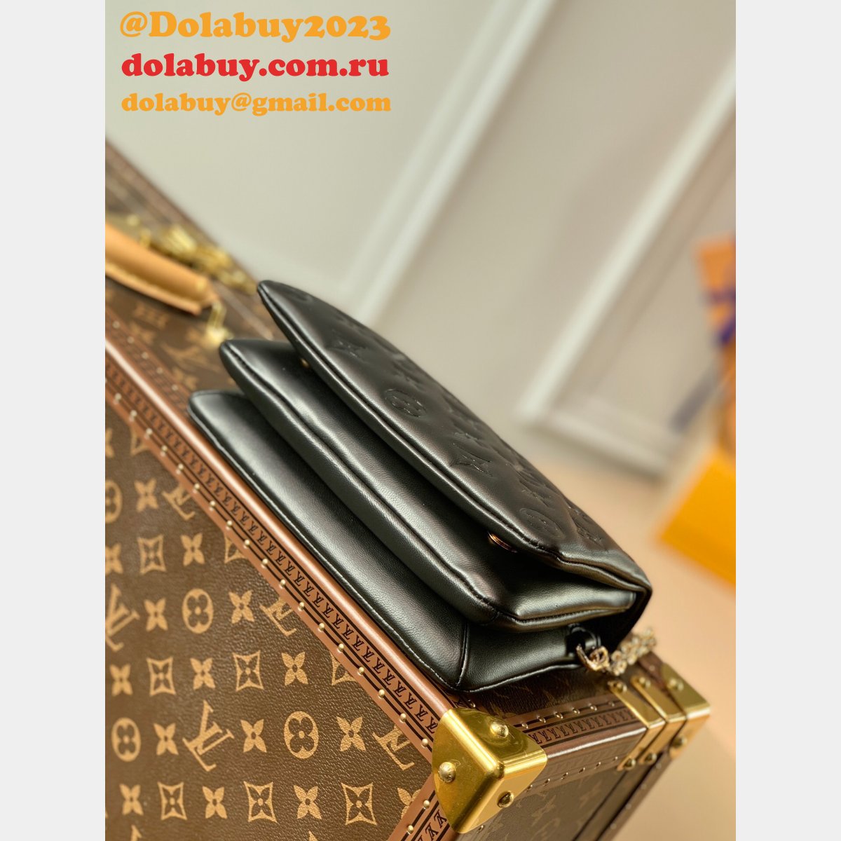 UK China Louis Vuitton Knockoff Pochette Coussin H27 M80742 Black