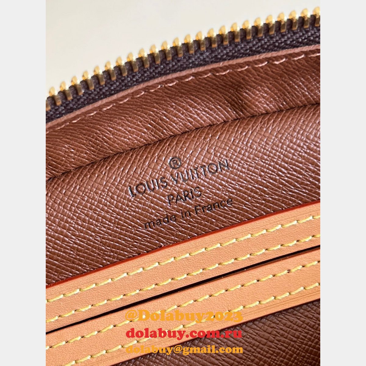 Designer Louis Vuitton Replica M51221 Monogram Brown Blower Shoulder Bag