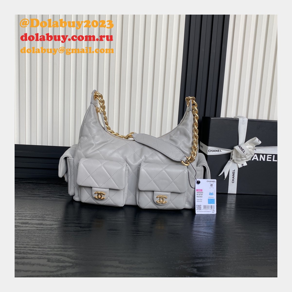 Replica Luxury AS5302 Maxi Hobo Shiny Bag