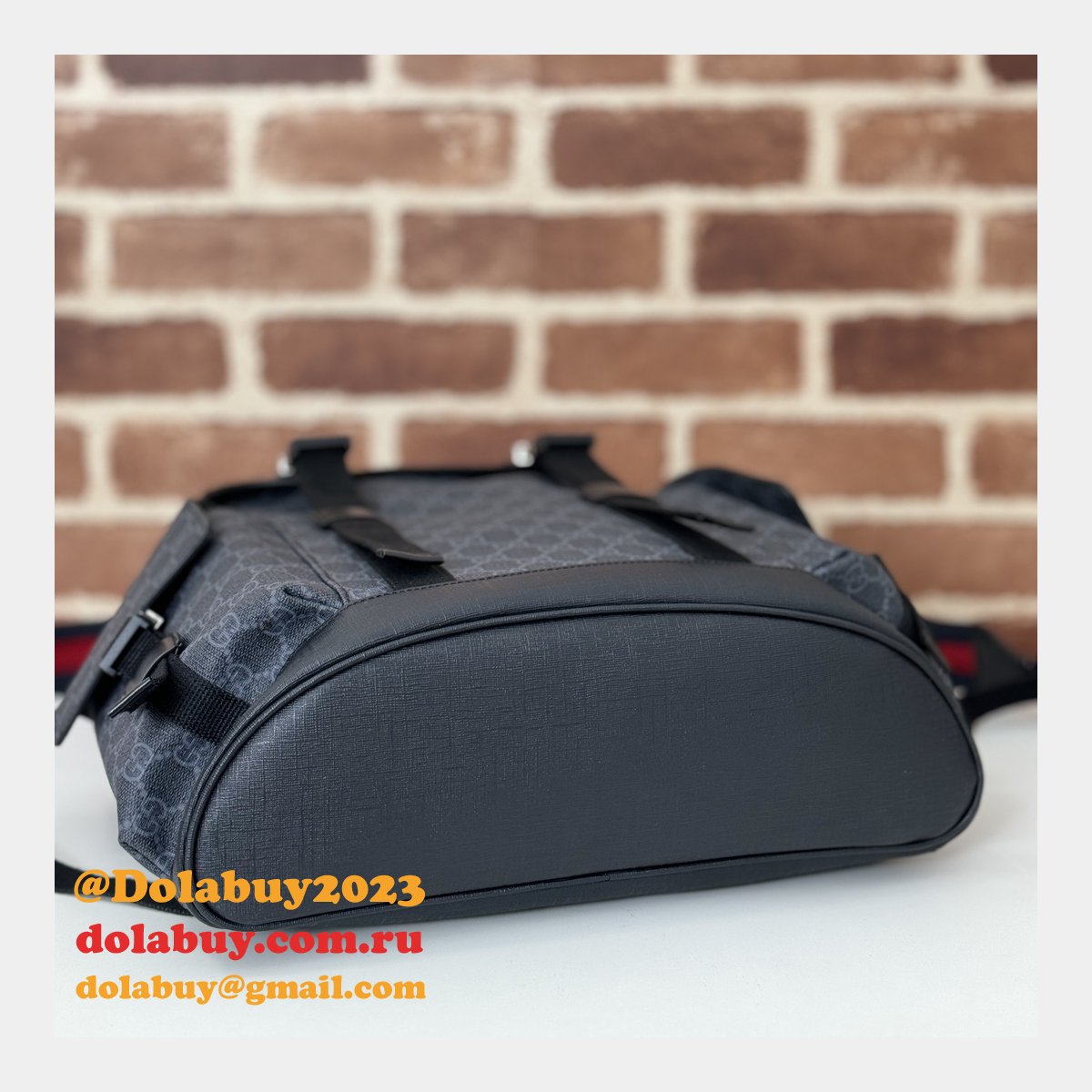 G*u*i men 792080 gg designer replicas backpack in black gg supreme