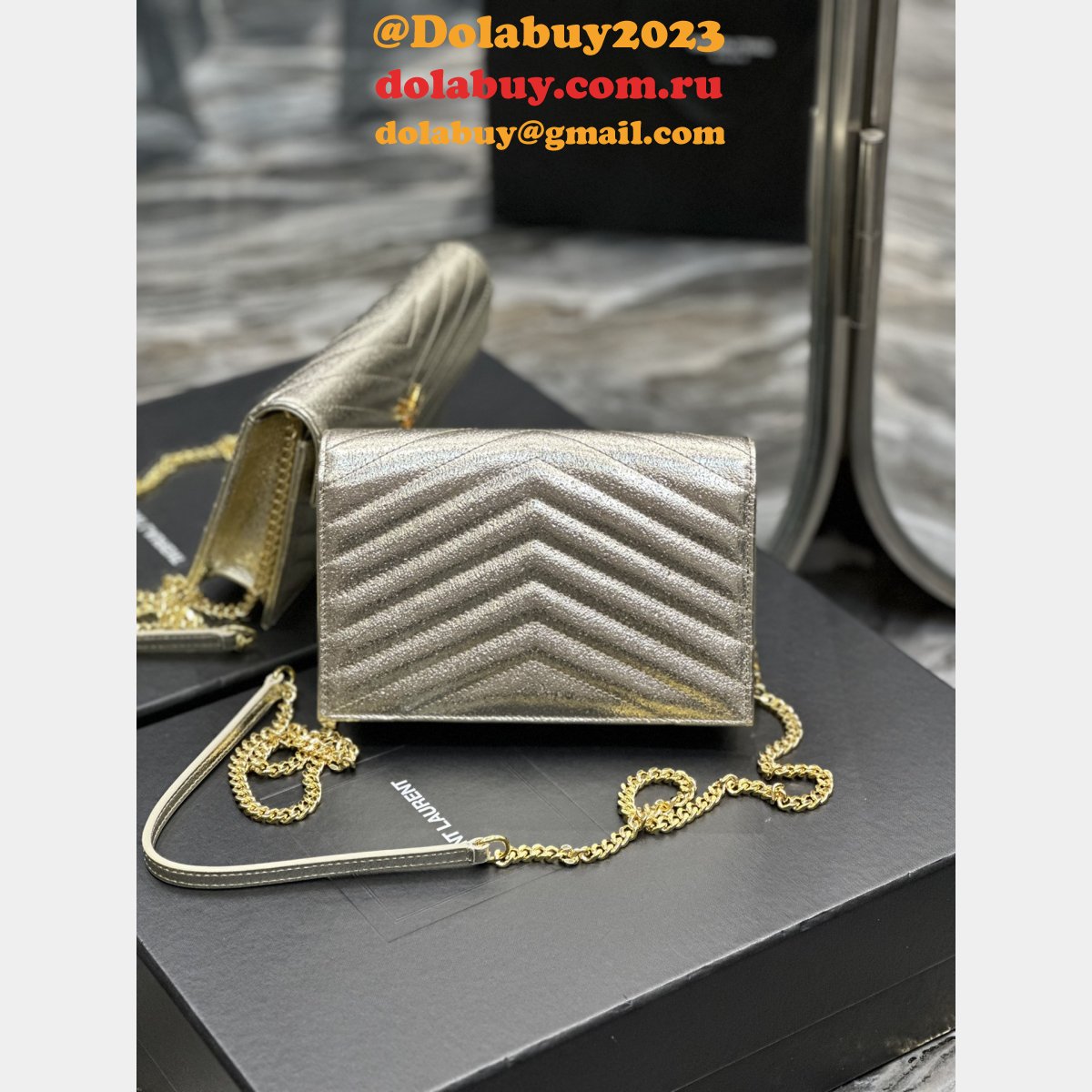 Quality YSL Designer Monogram Woc Cheap 393953/377828 Chain Bag