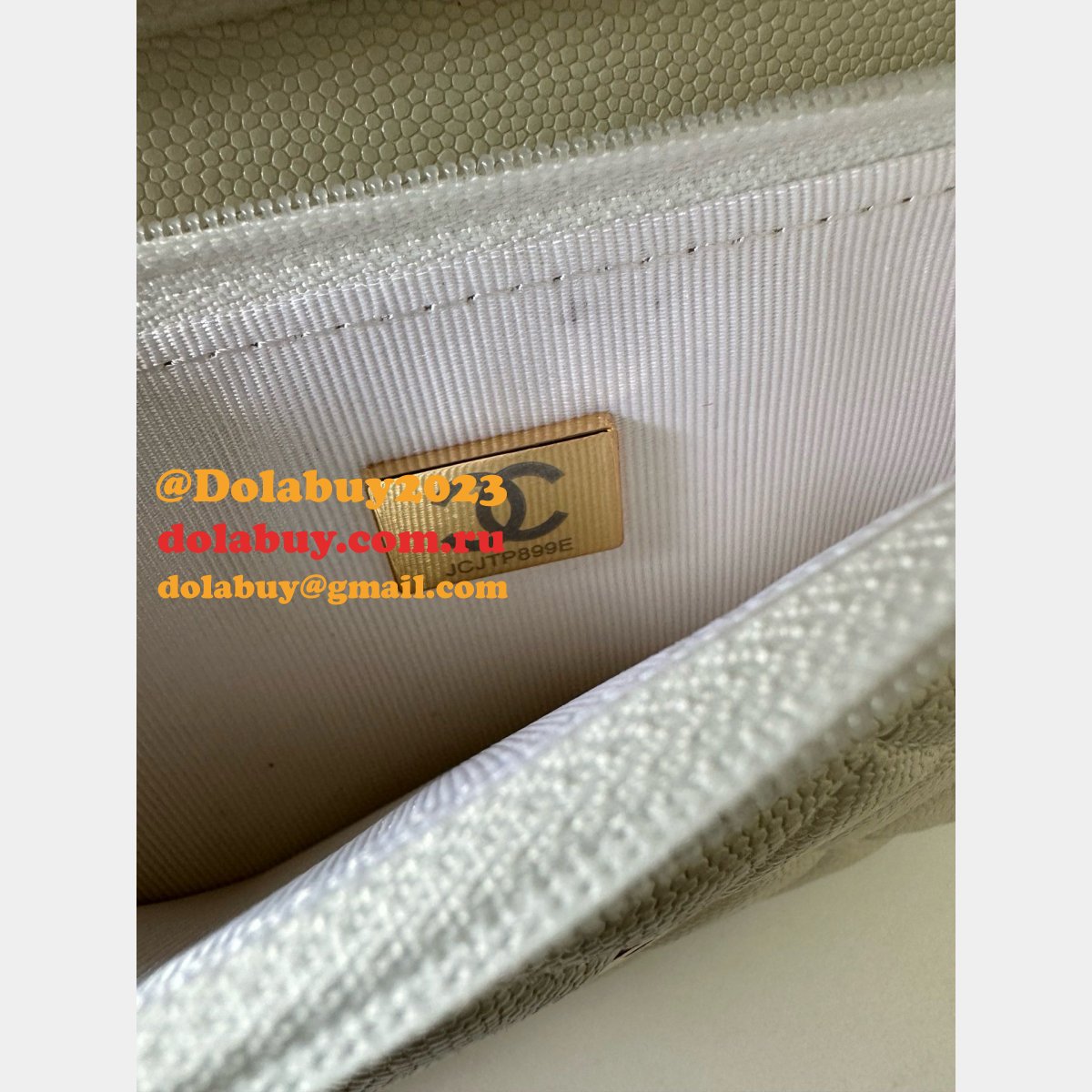 Most classical CC WOC Small caviar leather Chain bag