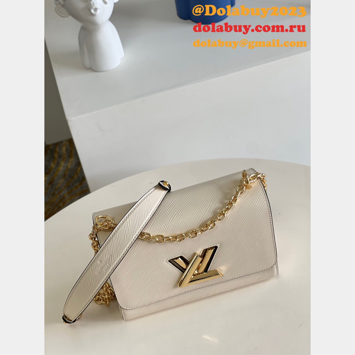Louis Vuitton Replica M50280 Twist MM Epi Leather High Quality Designer