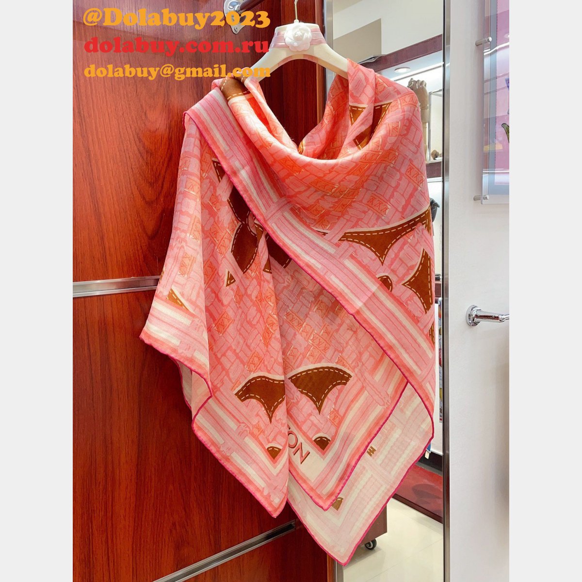 Fashion 7 Star LV CASHMERE SCARF