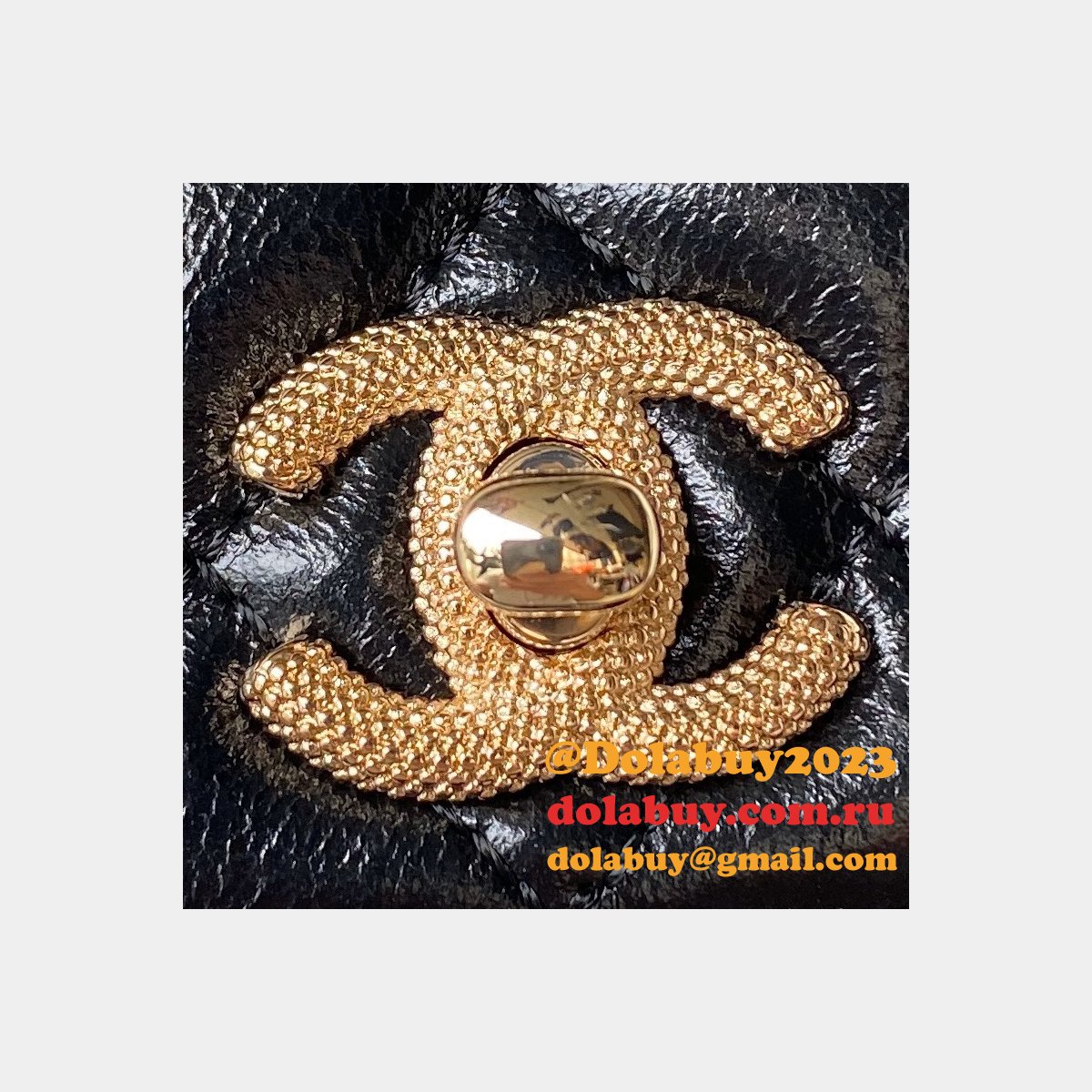 Designer Replicas AP3803 Clutches Shiny Perfect Chain Bag