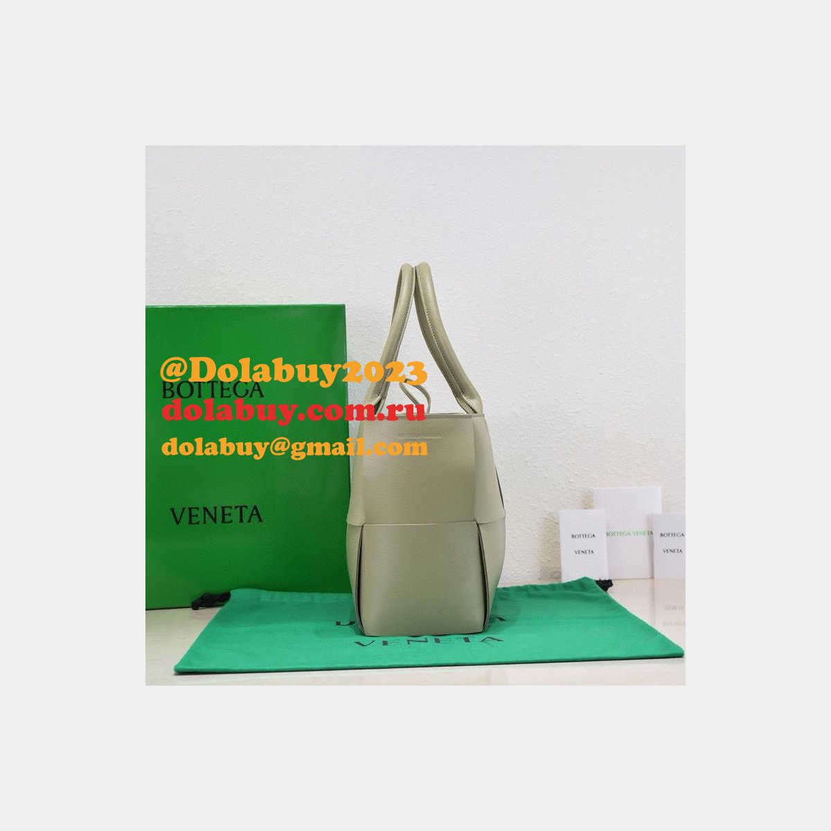 perfect b0tte*a Ven*ta arco small tote bag 30cm