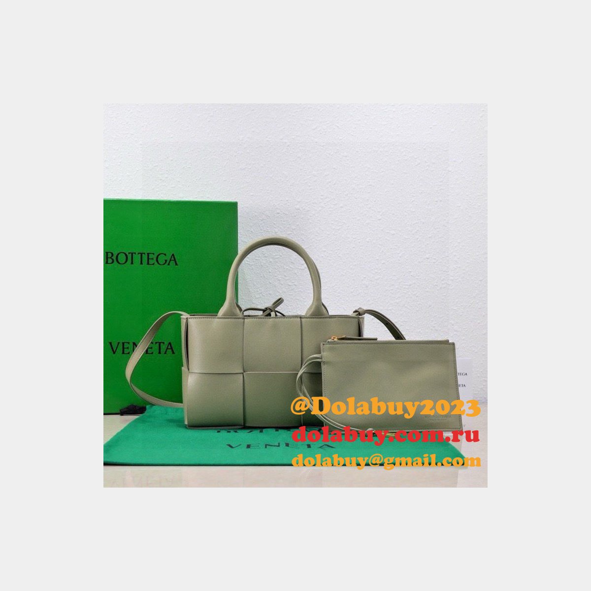 best b0tte*a Ven*ta mini arco tote bag 25cm