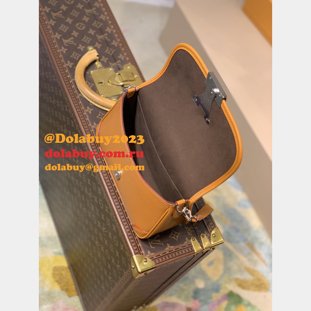 Buci Epi Leather Designer M59457 Louis Vuittons Replica Bag