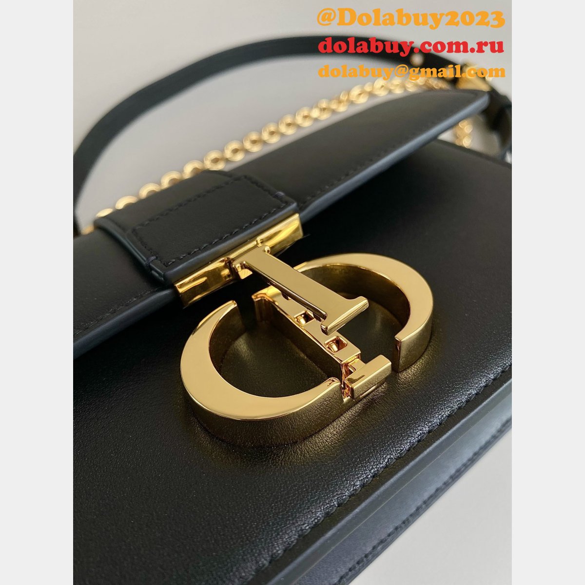 Replica Dior Black/White Montaigne High Quality 9207 Bag 21.5CM