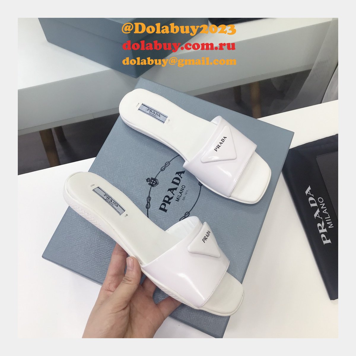 Replica  Prada Leather Logo Flat Slide Sandals