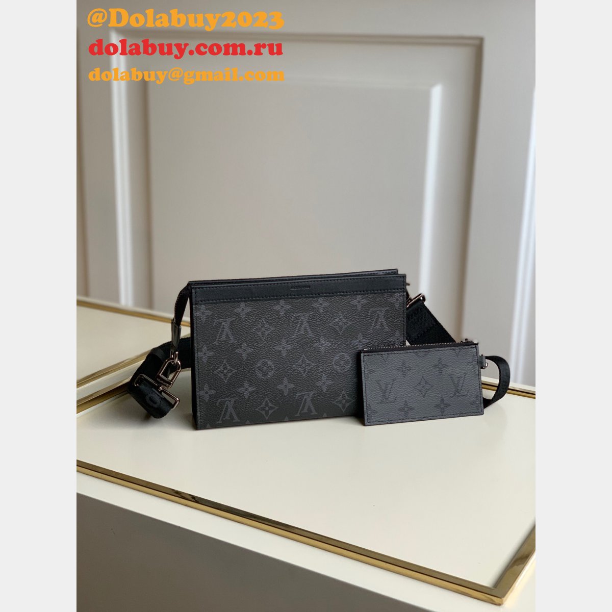 1:1 Replica Louis Vuitton Gaston Wearable Wallet G66 m81124 Bag