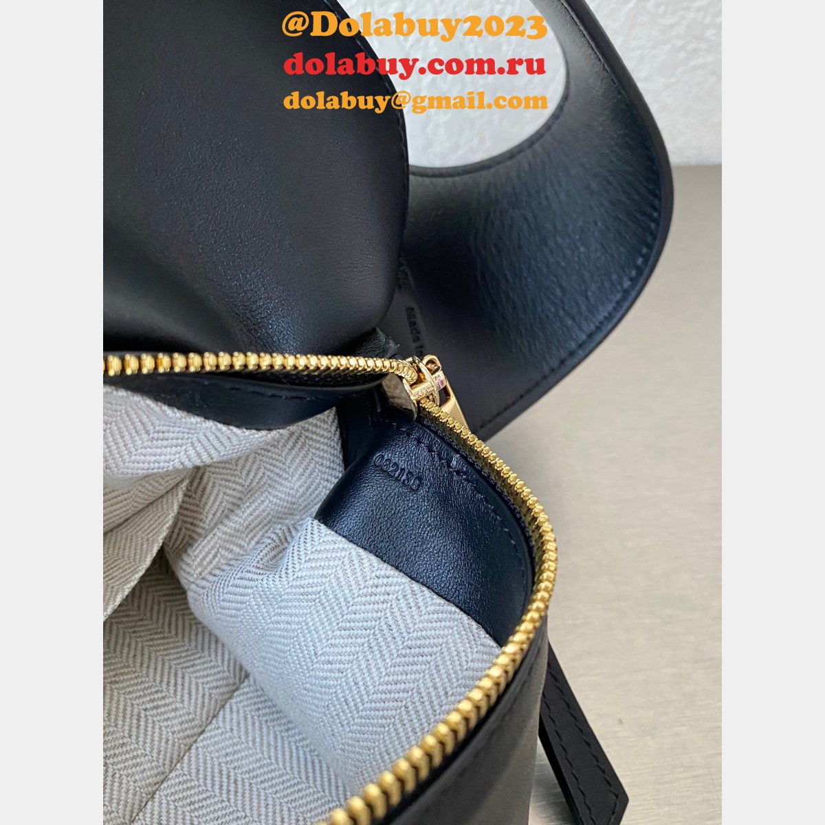 Shop Loewe Replica Puzzle Leather Hobo Top Quality Bag