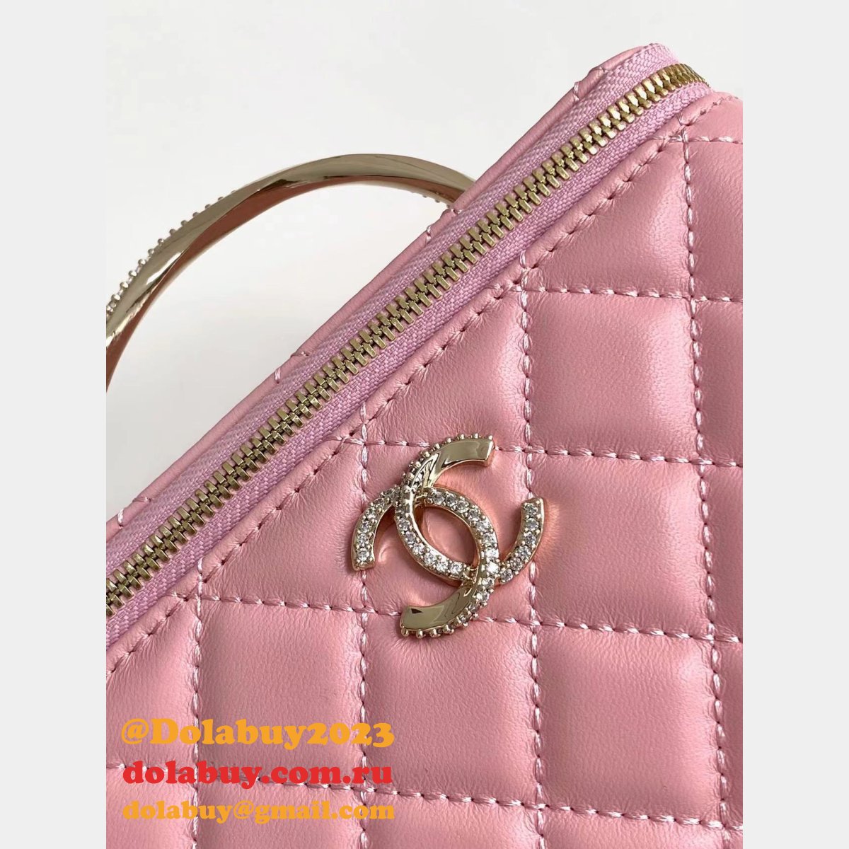 From China Manufacturer Vanity AP4317 Replica Bag