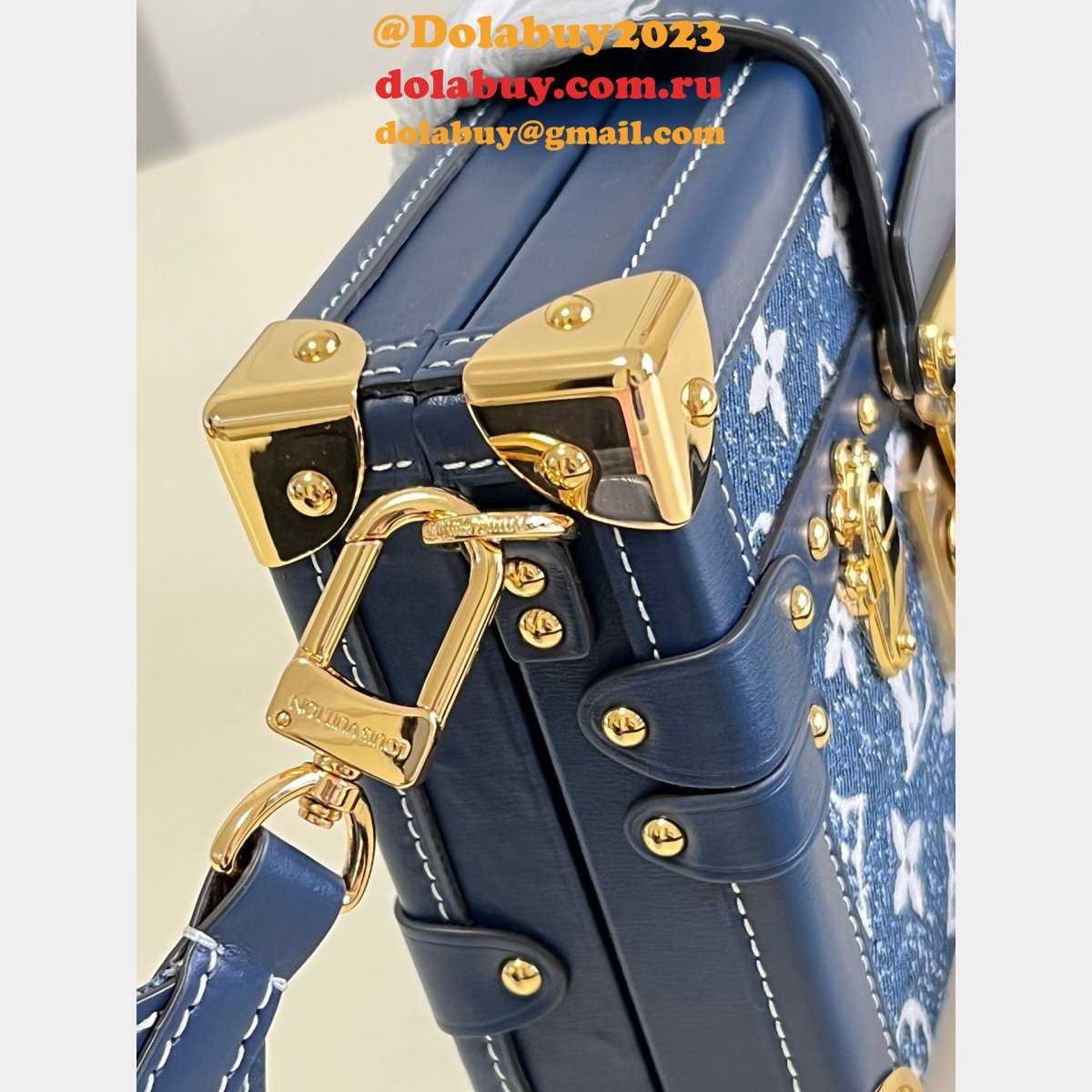 Louis Vuitton UK M59717 Crossbody Formal Style Bridal Logo Denim Casual Style
