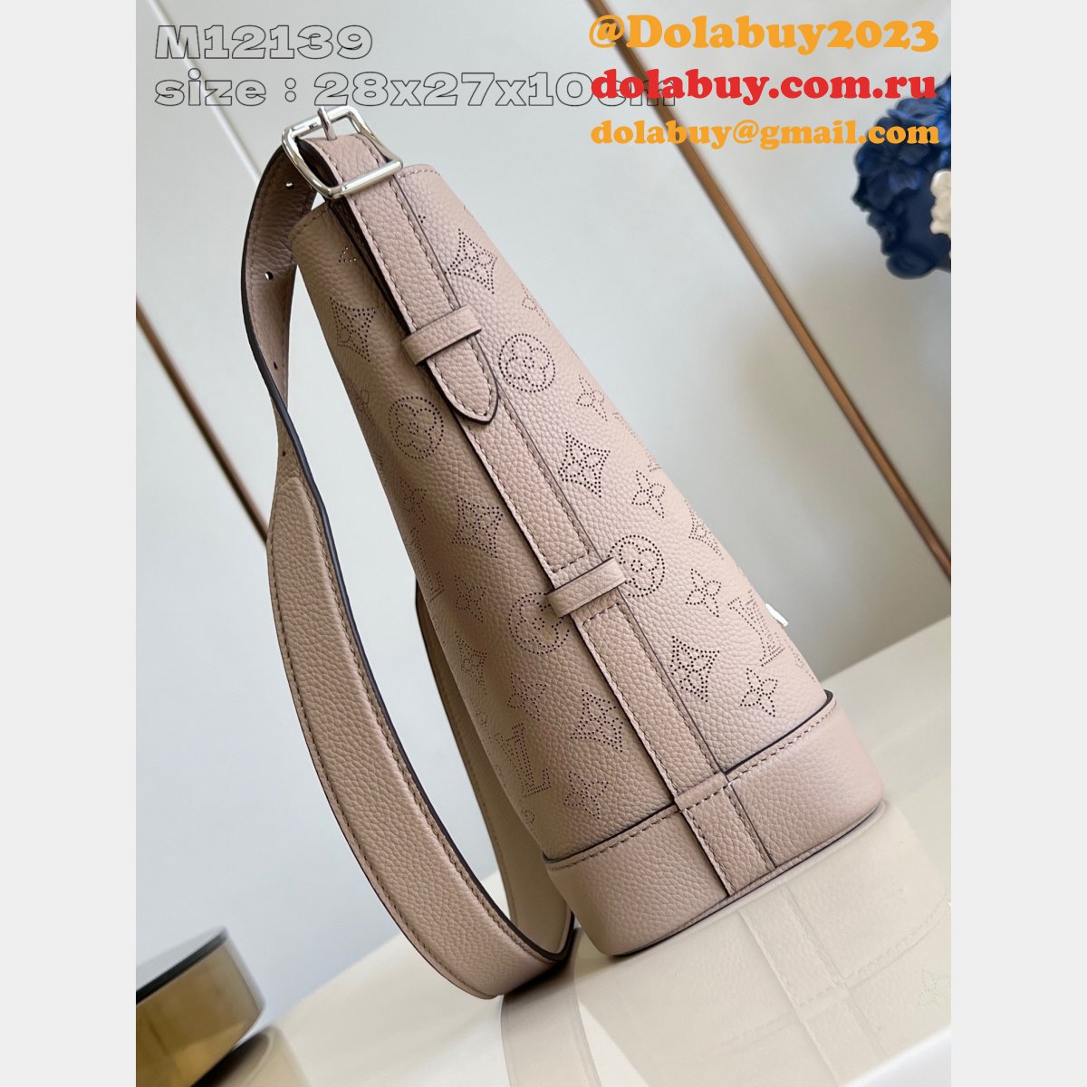 Outlet 1:1 Mirror Louis Vuitton Replcias Flore Mahina M12140 Bag