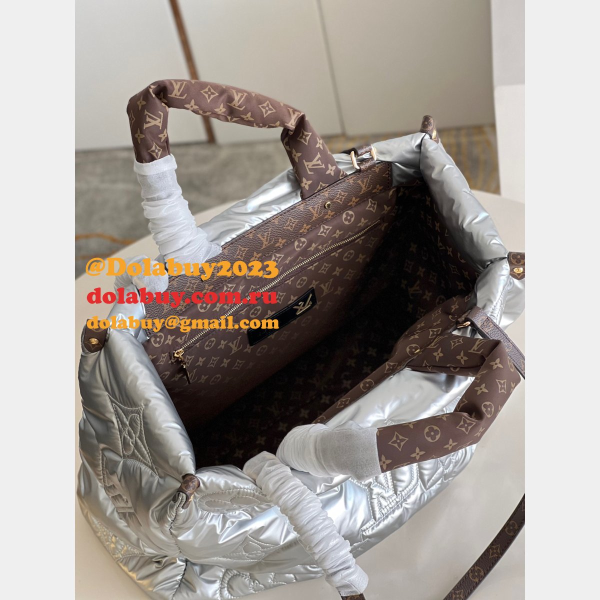 Louis Vuitton Perfect Replica OnTheGo M59007 Handbags