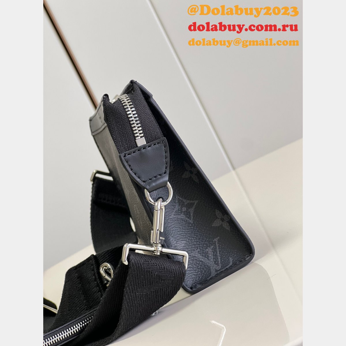 High Quality Designer Replica Purses Louis Vuitton M81018 Bag
