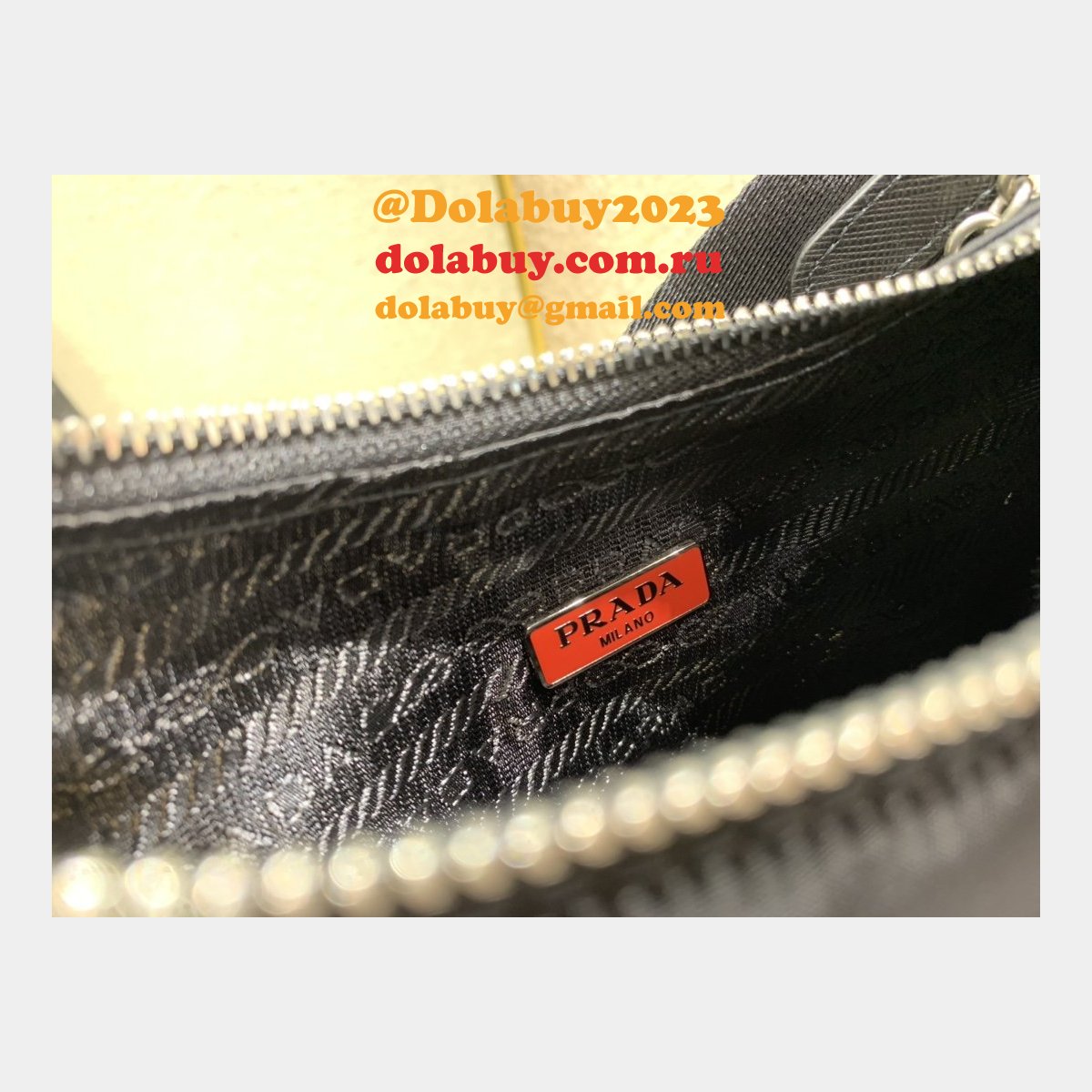 AAA+ Prada Tessuto Nylon Hobo Replica 475660 Bag