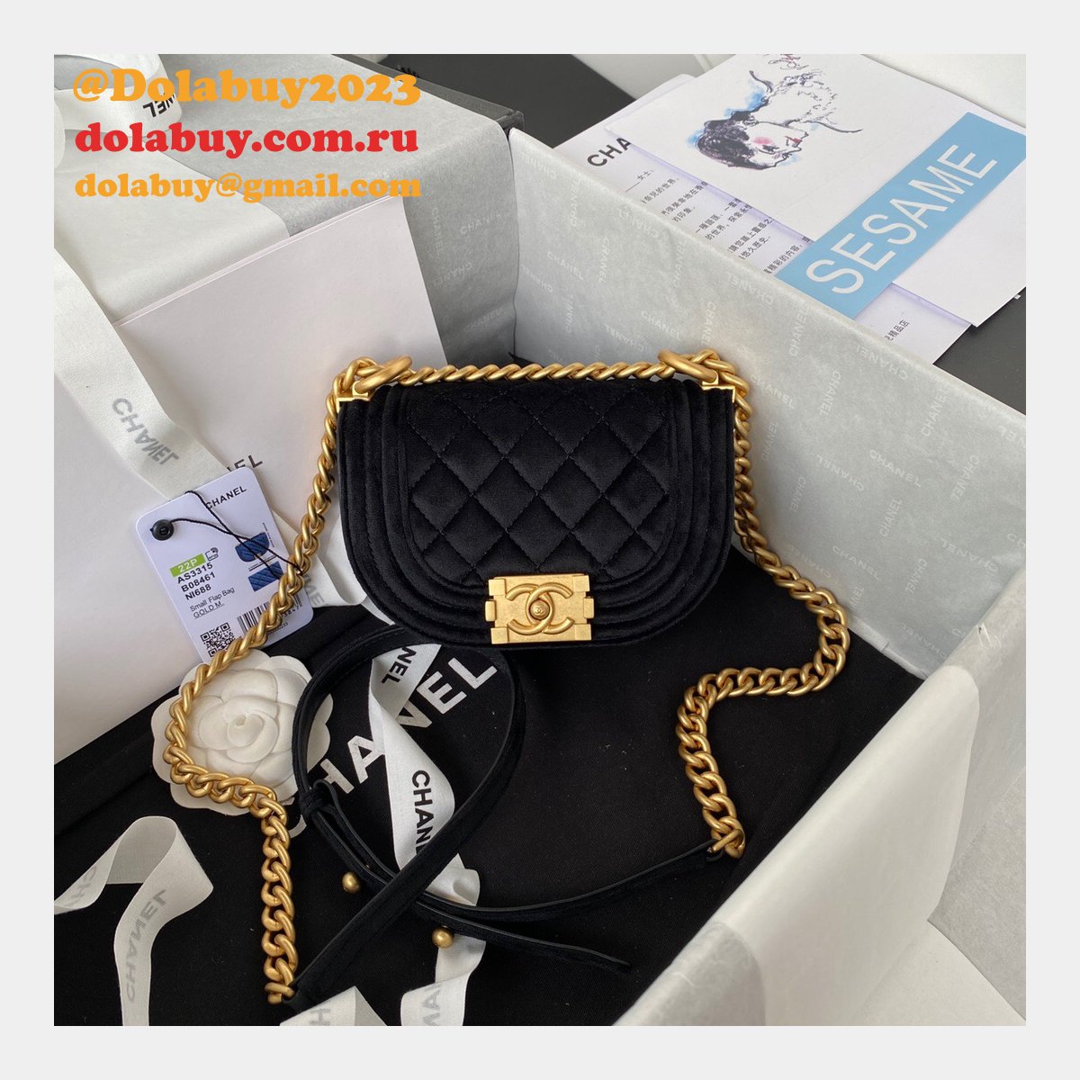 Wholesale Cheap 1:1 Replica AS3315 Messenger Boy Handbags