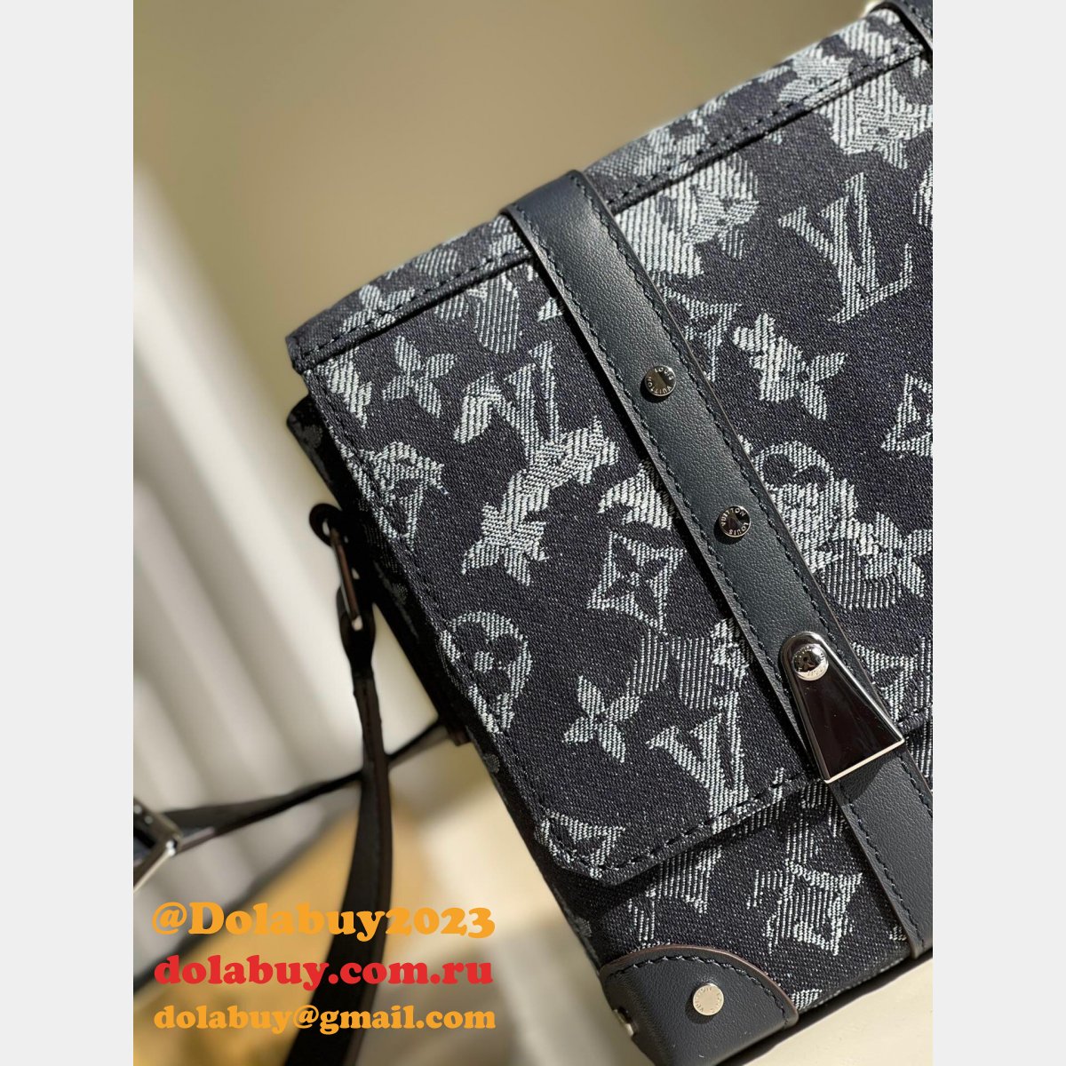 Shop Louis Vuitton Replica Trunk Messenger Monogram Other M57282