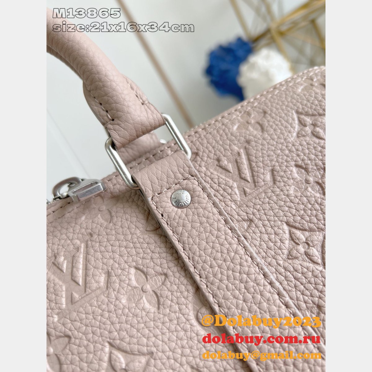 Keepall Bandoulière 35 Taurillon Monogram M13865 Louis Vuitton Travel Bag