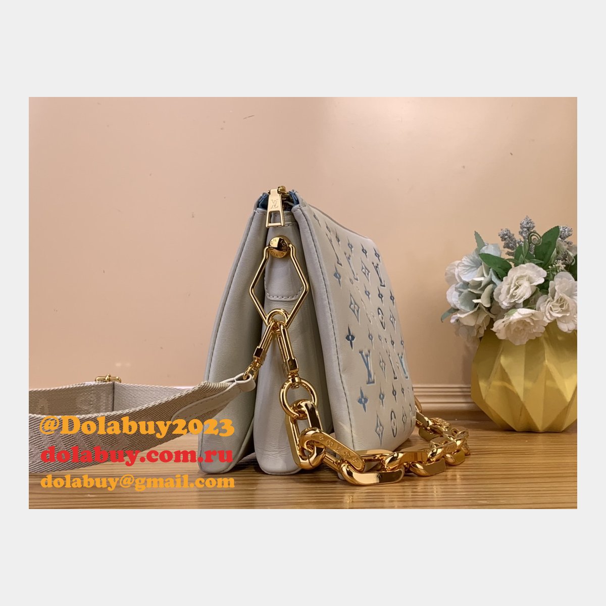7 Star LV By The Pool Coussin PM M11225 Handbag