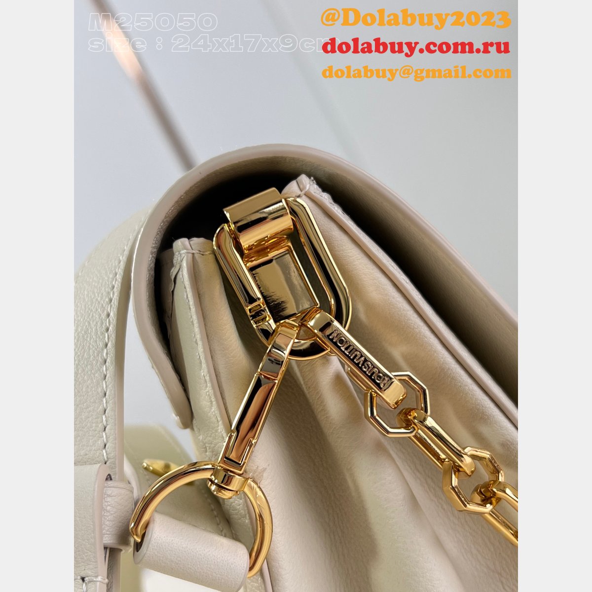 Sale Fake Louis Vuitton Dauphine Soft MM H27 M25209 Bag