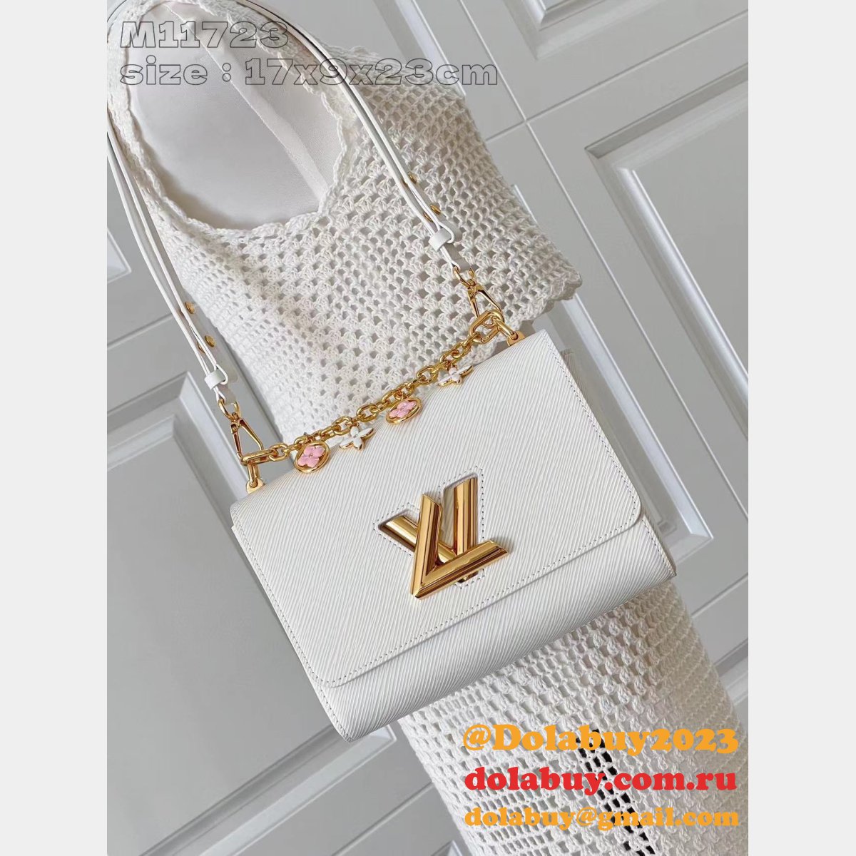 Louis Vuitton 1:1 Mirror M11723 Twist Copy Epi Black/White Bags