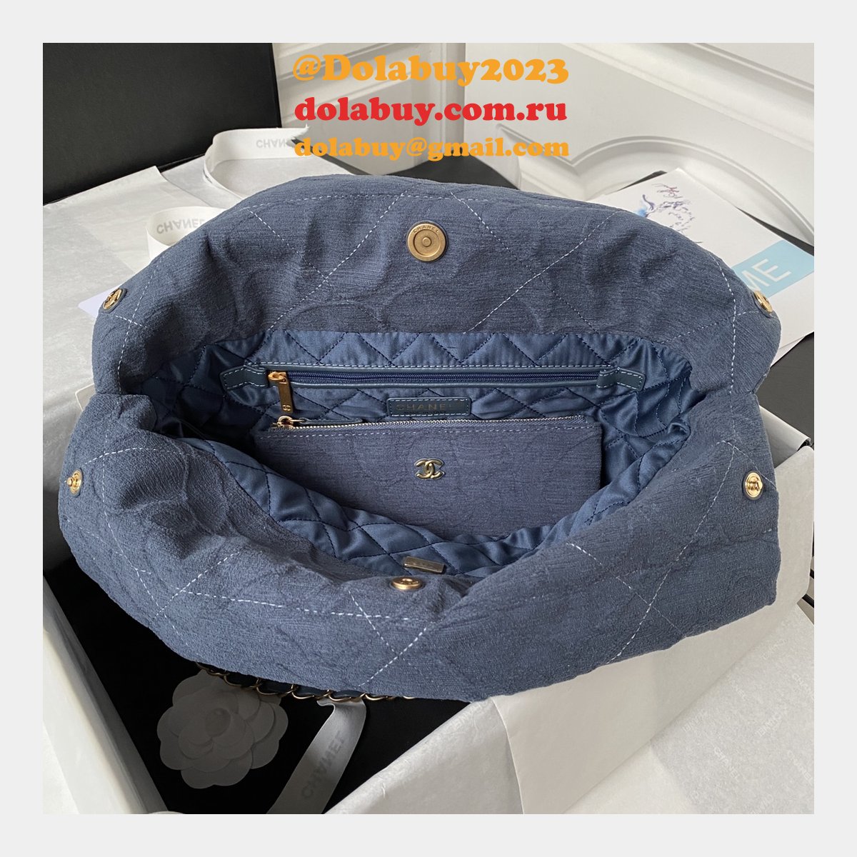 Buy Best High-Quality Camellia 22 CC Bag AS3260 35cm