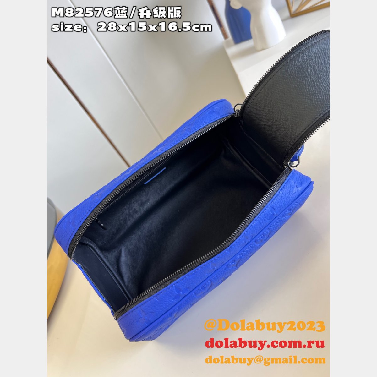 Travel Dopp Kit Taurillon Men M82576 Designer Louis Vuitton Fake Bag