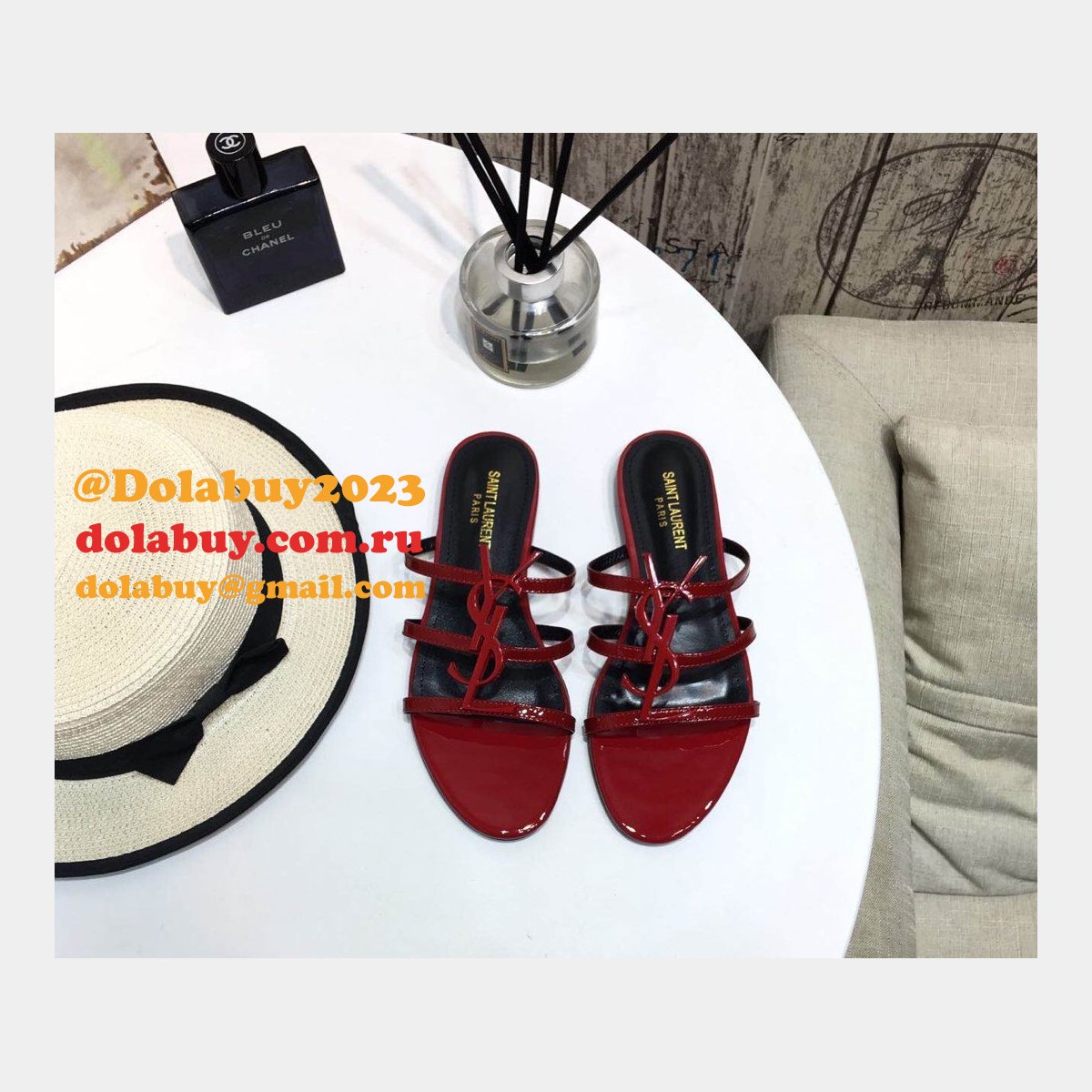 Saint Laurent Flat Sandals 002