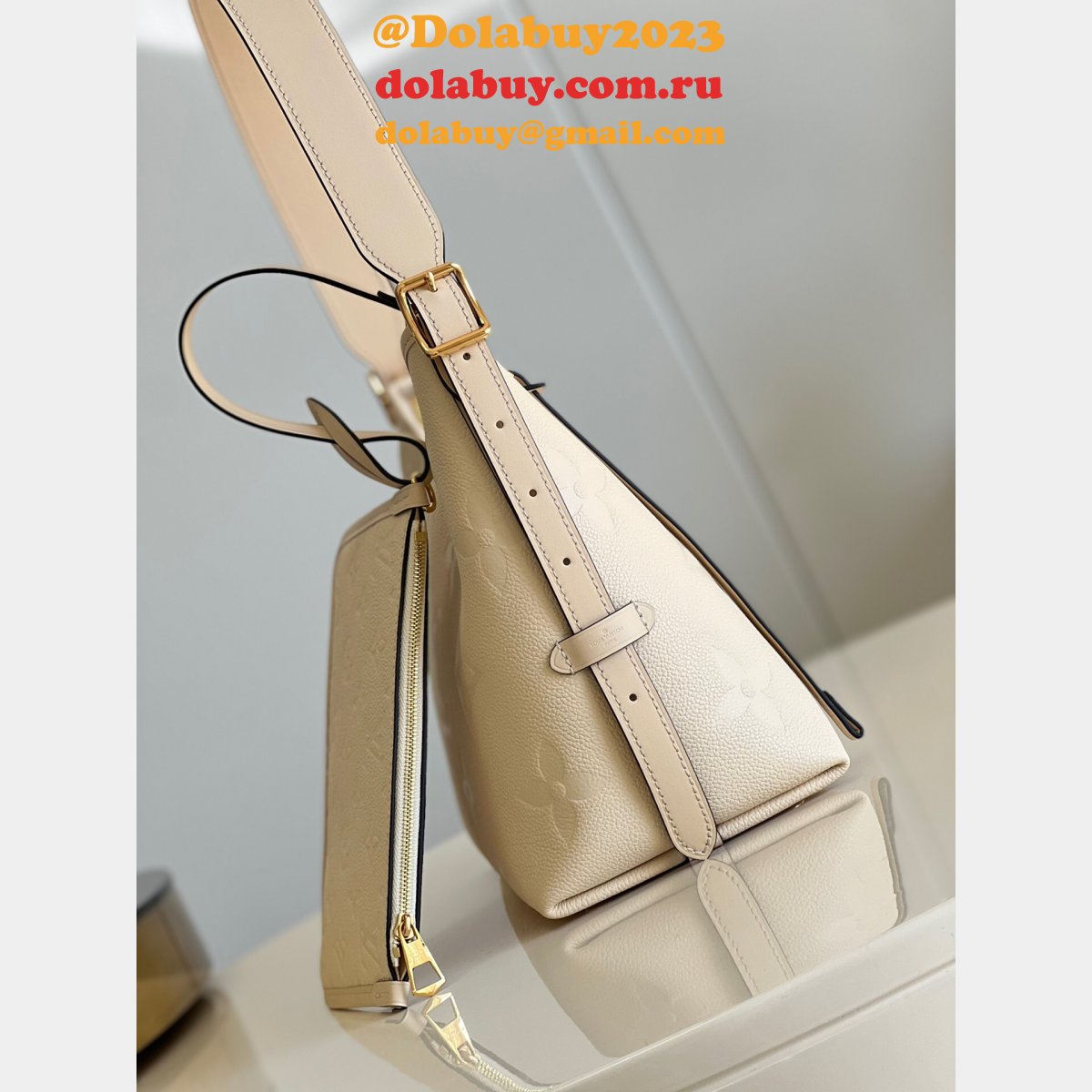 Best 2022 Knockoff Louis Vuitton Perfect M46293 Creamy-white Bag