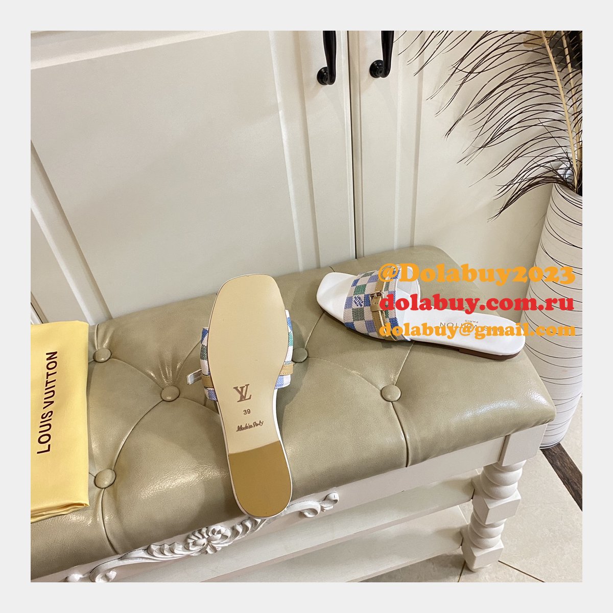 Designer LOUIS VUITTON Neo Revival Flat Mule