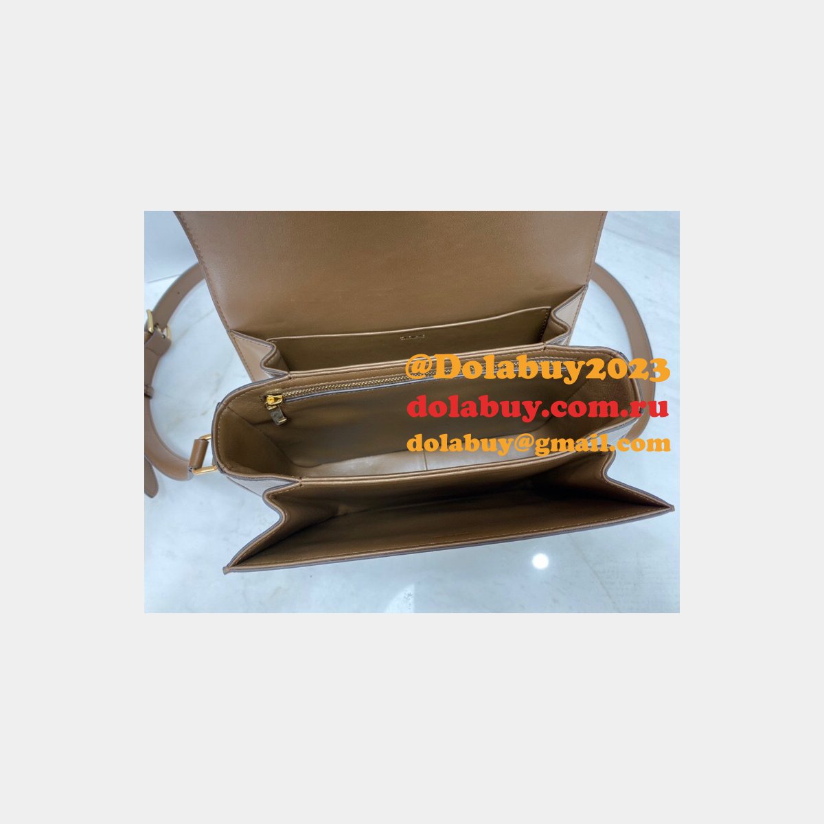 The Best Celine 1:1 Mirror Triomphe Replica Dolabuy 22cm Bag