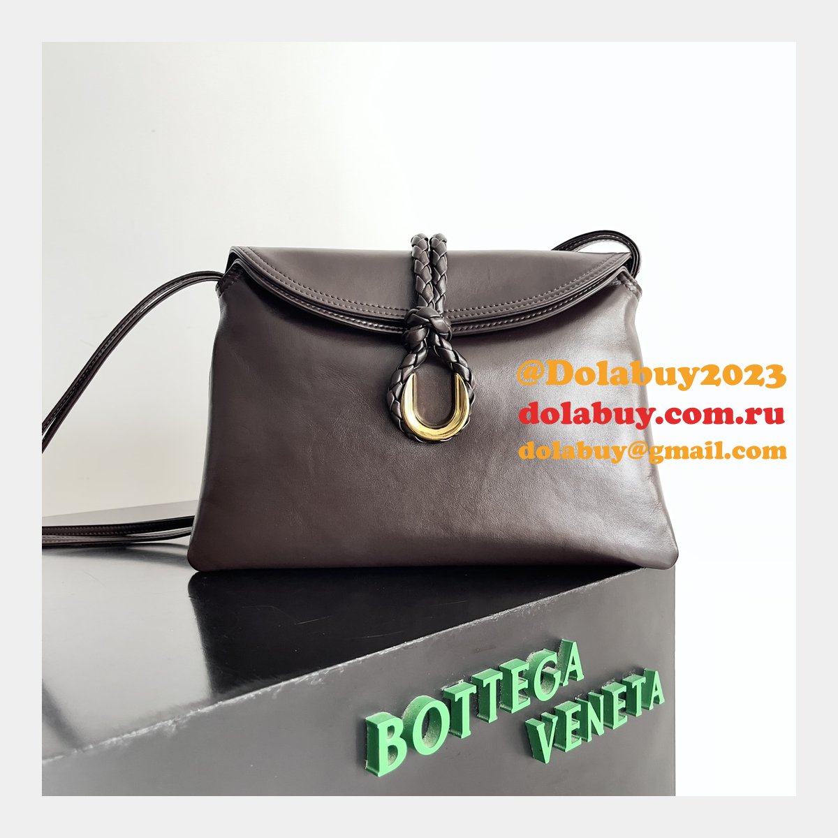 best b0tte*a Ven*ta medium liberta replica bag