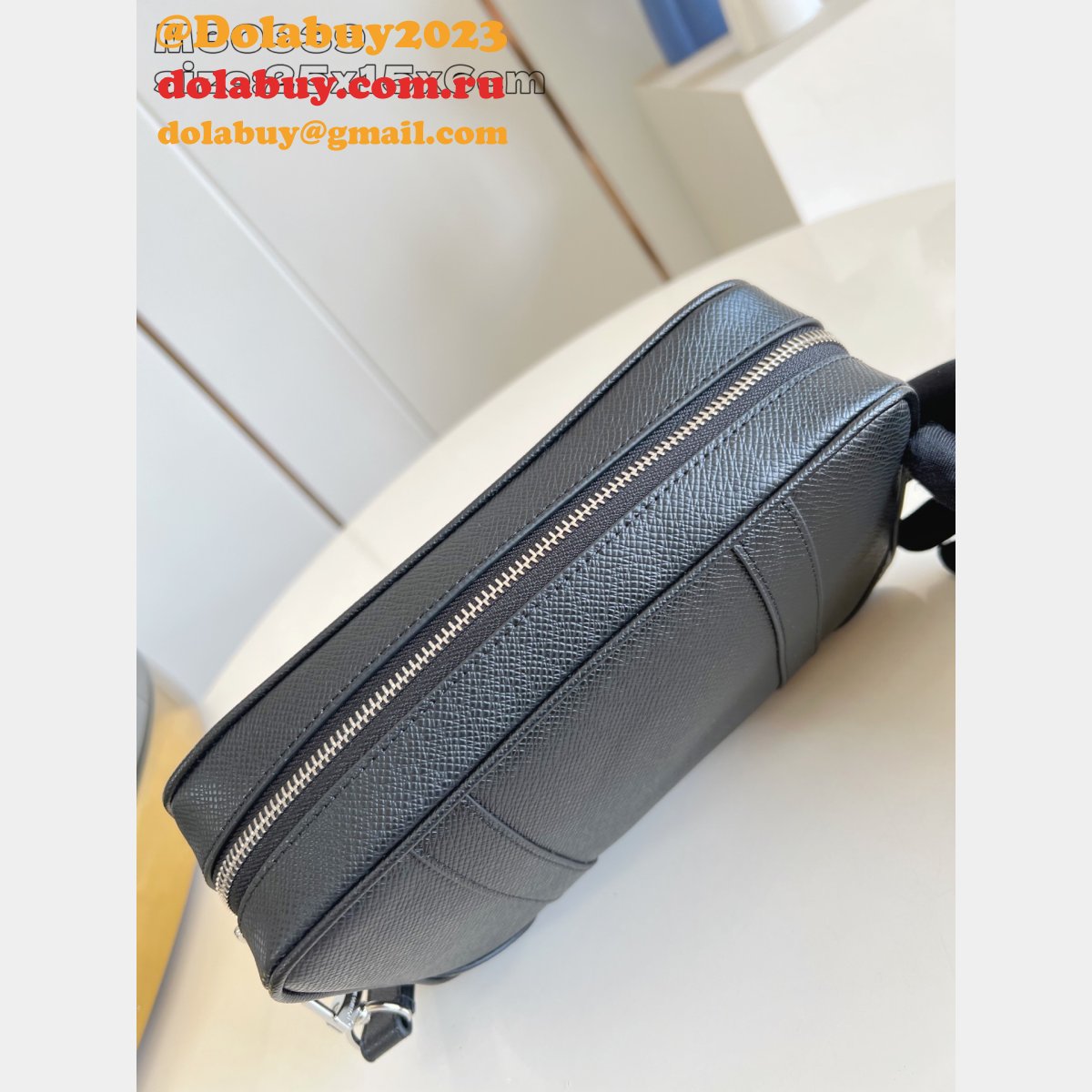 Louis Vuitton Pochette Kasai M30939 Luxury Taiga Leather Black