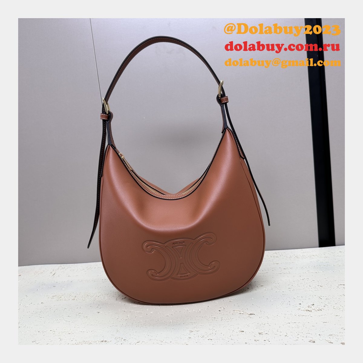 Best Heloise Cuir Triomphe Replica Celine 114712 Bag