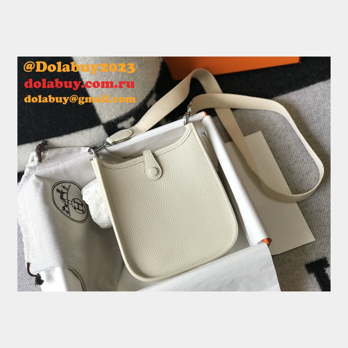 Hermes Evelyne Handbags Replica  off White