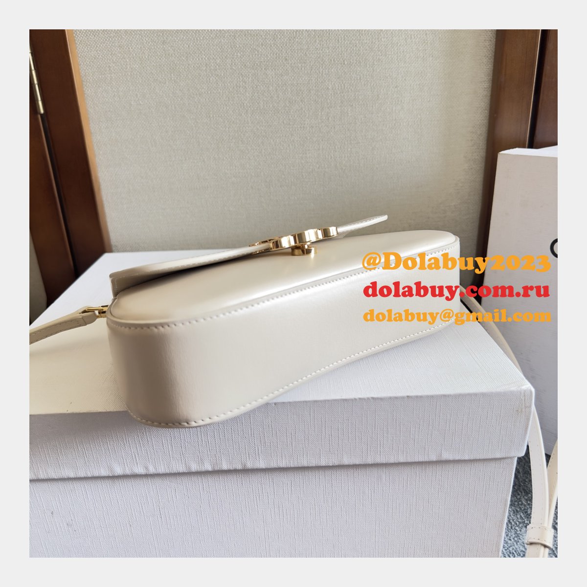 Celine Fashion High Quality Replicas TEEN LOLA 119533 Bag