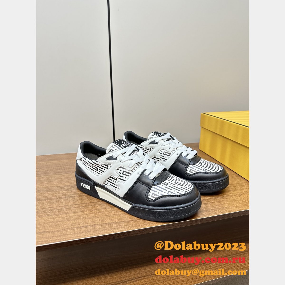 F**di match low-top sneakers