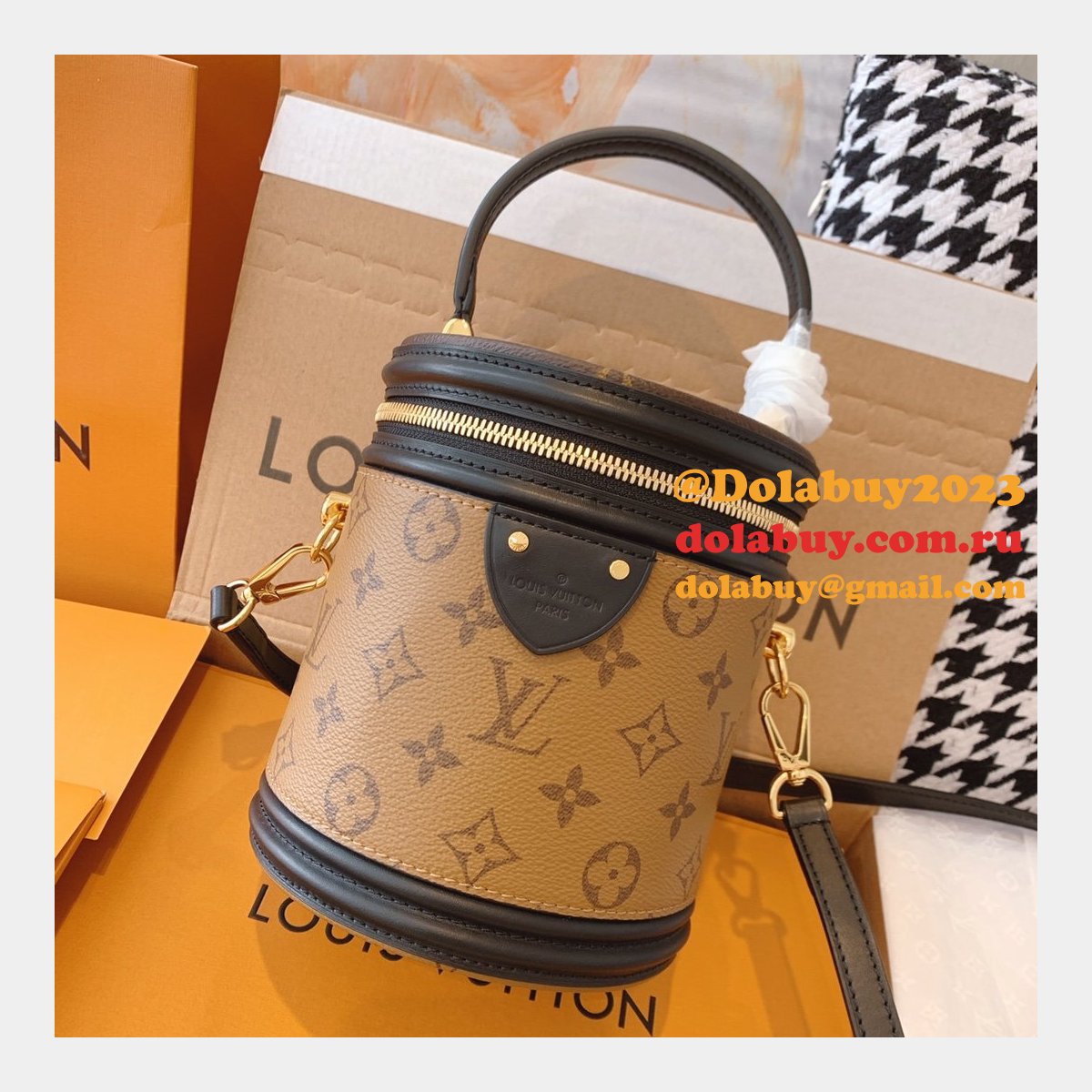AAA+ Louis Vuitton Replica Cannes Epi Leather in Black