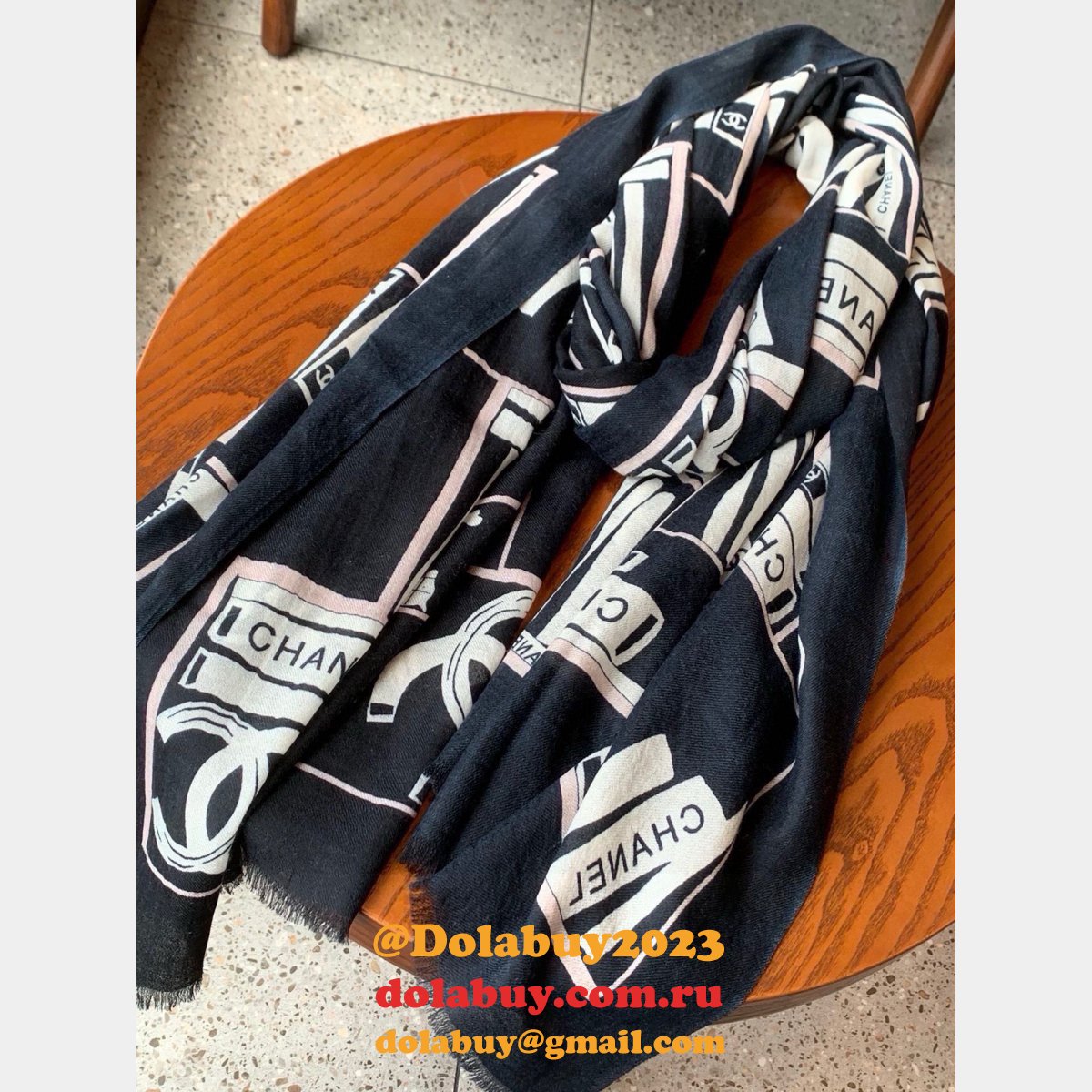 Top Quality Chanel AAA+ Cashmere Scarf