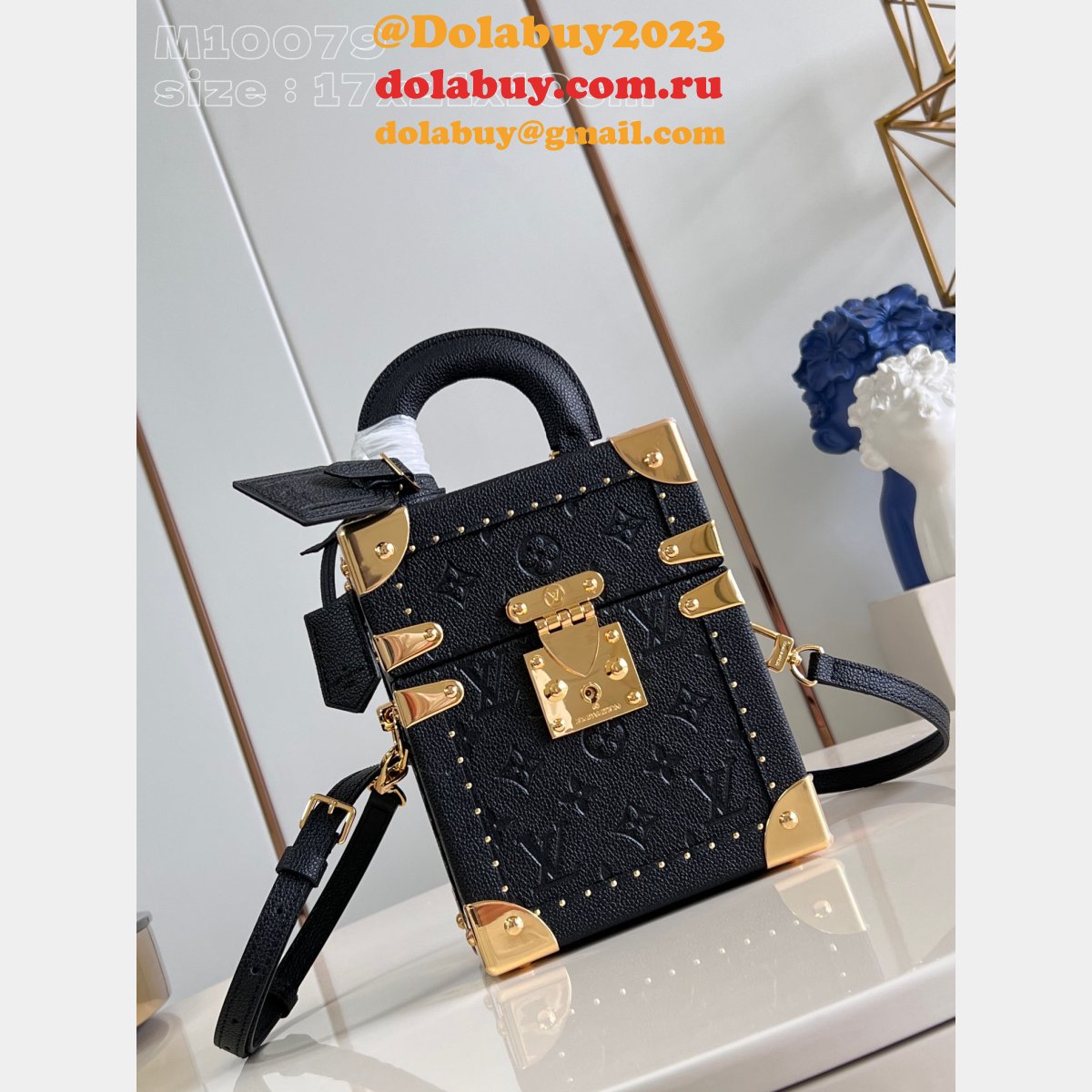 Perfect Louis Vuitton M11131 Camera Box Art of Living Replcia Bag