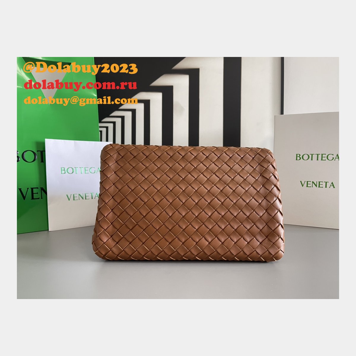 Luxury BV intrecciato 796571 Braided leather shoulder bag